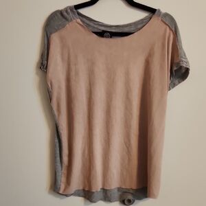 Bobeau Blush and Heather Gray Short Sleeve Top